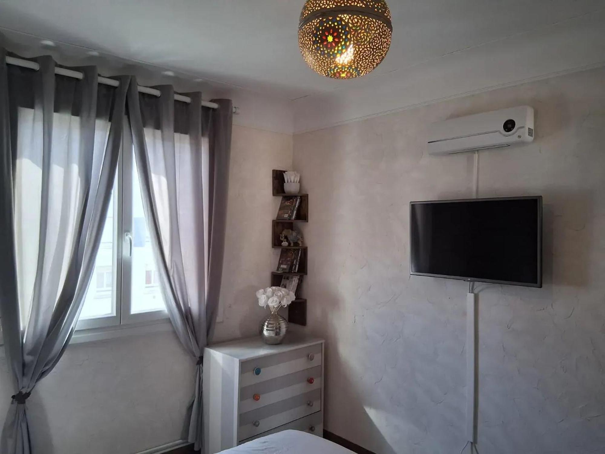 Appartement Moderne A Perpignan Avec Vue Sur La Montagne Exterior foto